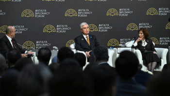 Фотография к новости: Токаев высказался о ситуации на Ближнем Востоке и назвал качества современных лидеров