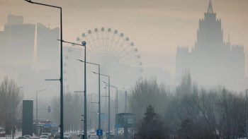 Фотография к новости: Штормовое предупреждение объявлено в ряде регионов Казахстана