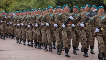 Фотография к новости: В Казахстане изменили правила выплат военнослужащим