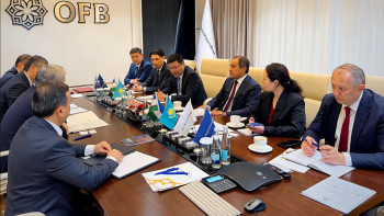 Фотография к новости: Казахстан расширяет финансовую кооперацию с Узбекистаном