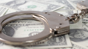 Фотография к новости: В ВКО задержали мужчину, находившегося в международном розыске за мошенничество