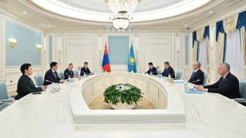 Фотография к новости: Президенты Казахстана и Монголии провели переговоры в узком составе