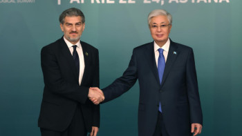 Фотография к новости: Токаев провёл встречу с Президентом Грузии