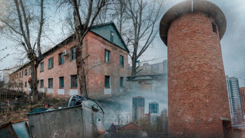 Фотография к новости: В центре лучше: Людям из аварийного дома в Астане предлагают переселиться на окраину