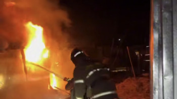 Фотография к новости: Газовые баллоны вынесли из пылающего дома в Карагандинской области