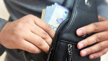 Фотография к новости: Шымкентец пытался выбить деньги у госоргана