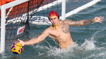 Фотография к новости: Команда Казахстана по водному поло одержала победу на Азиатских играх в Китае