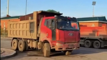 Фотография к новости: Семеро водителей большегрузов наколесили на 18 суток ареста