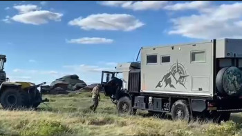 Фотография к новости: Туристы застряли в солончаке в Баянауле