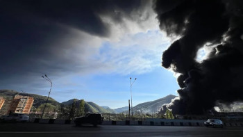 Фотография к новости: Чёрный дым накрыл город Туапсе