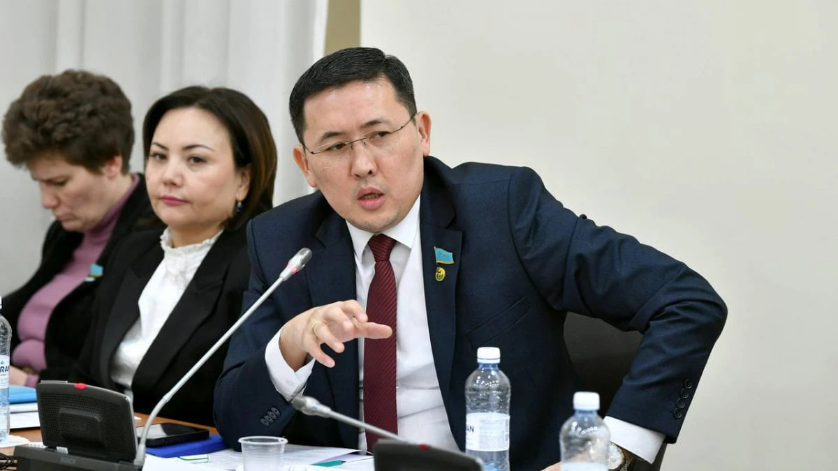  пресс-служба Мажилиса