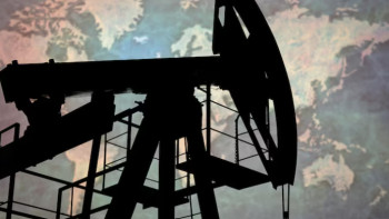 Фотография к новости: Нефть может резко подешеветь: эксперт оценил последствия выхода ОАЭ из ОПЕК