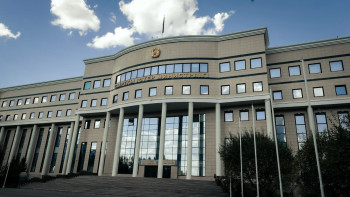 Фотография к новости: Казахстан инвестировал $9 млрд в экономику России - МИД