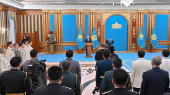 Фотография к новости: Президент: Быть защитником Отечества – самая почетная миссия