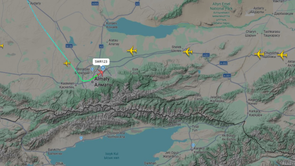  скриншот flightradar