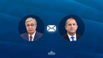 Фотография к новости: Токаев поздравил Румена Радева с победой в парламентских выборах