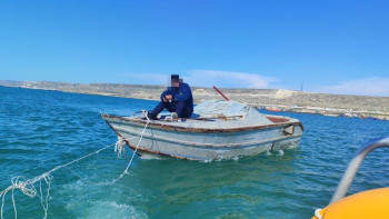 Фотография к новости: Мужчину в лодке унесло в Каспийское море