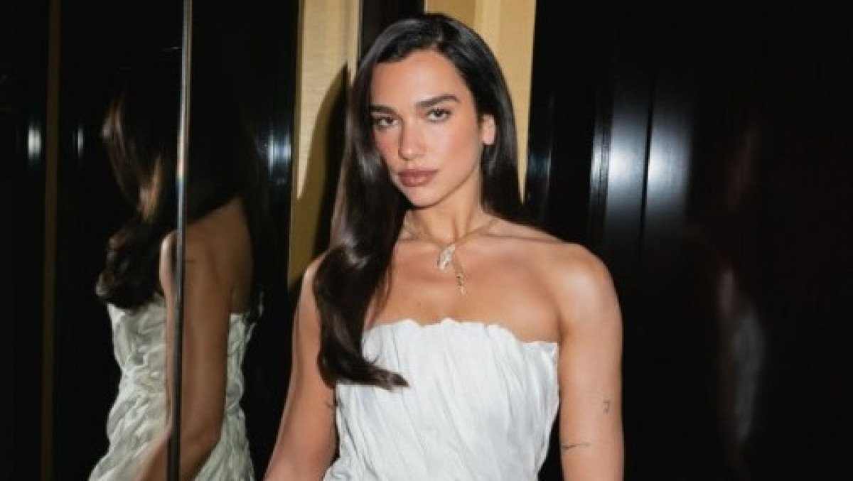  instagram.com/dualipa