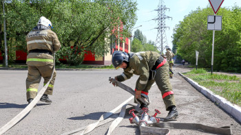 Фотография к новости: Баня загорелась рядом с жилым домом в Атырау