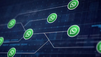 Фотография к новости: В WhatsApp тестируют новое меню отправки фото и видео