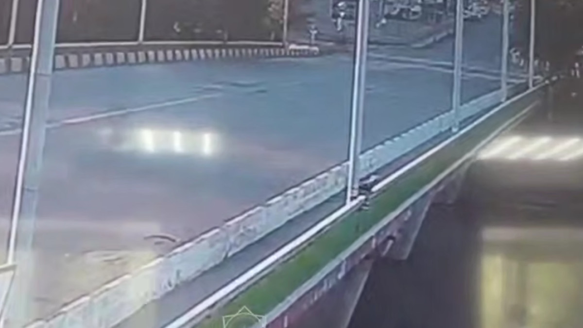  Кадр из видео