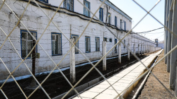 Фотография к новости: Более 500 тысяч казахстанцев могут освободить от штрафов по административной амнистии