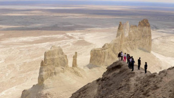 Фотография к новости: К Бозжыре построят почти 15 километров новой дороги