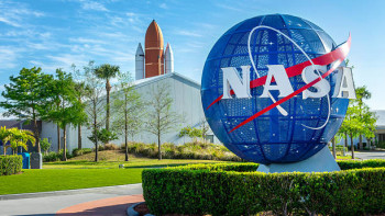 Фотография к новости: NASA раскрыло имена участников экспедиции "Артемида-3"