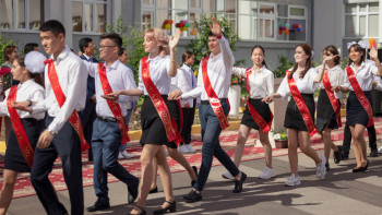 Фотография к новости: Будут ли полицейские проверять рестораны во время выпускных? В МВД ответили