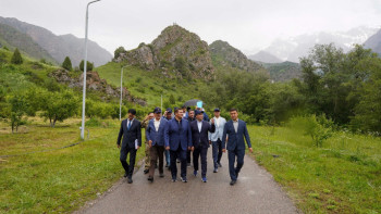 Фотография к новости: Туркестанскую область намерены превратить в один из ведущих центров горного туризма в ЦА