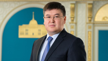 Фотография к новости: Амирбек Оспанбеков покинул пост руководителя Представительства Президента в Парламенте