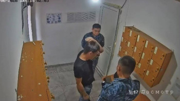 Фотография к новости: Заключенного поймали с контрабандой телефонов в колонии Экибастуза