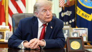 Фотография к новости: Верховный суд США отменил указ Трампа о гражданстве по рождению