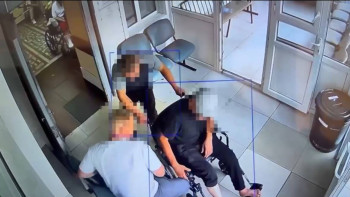 Фотография к новости: Инвалидную коляску украли прямо из больницы в Астане