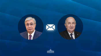 Фотография к новости: Глава государства поздравил Президента Алжира с Днем независимости
