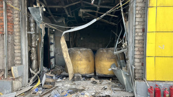 Фотография к новости: В Астане мощный хлопок: в кафе обрушился потолок, есть пострадавшие