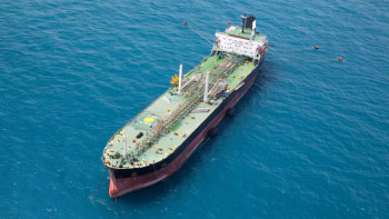 Фотография к новости: В KAZENERGY оценили риски для экспорта нефти после атак на танкеры