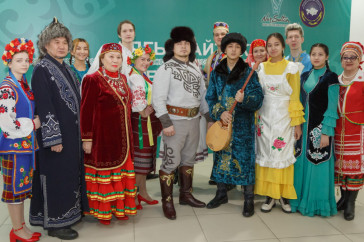 Фотография к новости: Более 93% казахстанцев положительно оценивают межэтническую ситуацию — исследование