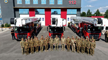 Фотография к новости: Спасатели Алматы получили технику, способную работать на высоте до 90 метров