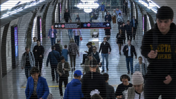 Фотография к новости: Ножи и кастеты изымают на досмотре в метро Алматы