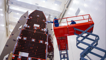 Фотография к новости: Один снимок вместо сотни: NASA готовит телескоп с рекордным обзором