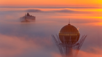 Фотография к новости: Политолог: рост в инвестиционном рейтинге подтверждает устойчивость экономики Казахстана
