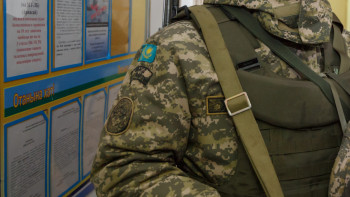 Фотография к новости: Военнослужащий выпал из окна в Конаеве