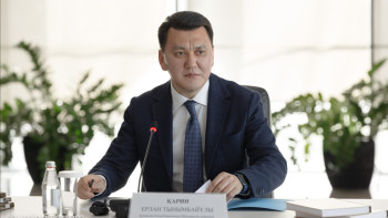 Фотография к новости: Ерлан Карин высказался о проповеди на тое