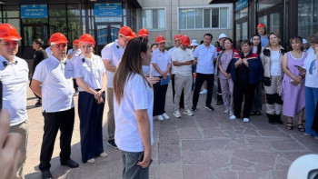 Фотография к новости: Представители партии Respublica встретились с коллективами предприятий Жамбылской области