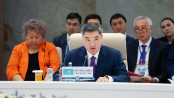 Фотография к новости: Товарооборот внутри ЕАЭС может превысить $100 млрд уже в этом году