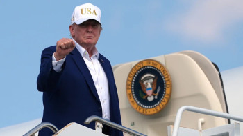Фотография к новости: Трамп покинул саммит НАТО на другом самолёте: названа причина