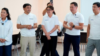 Фотография к новости: Respublica обсудила в Атырау вопросы бизнеса, производства и социальной сферы
