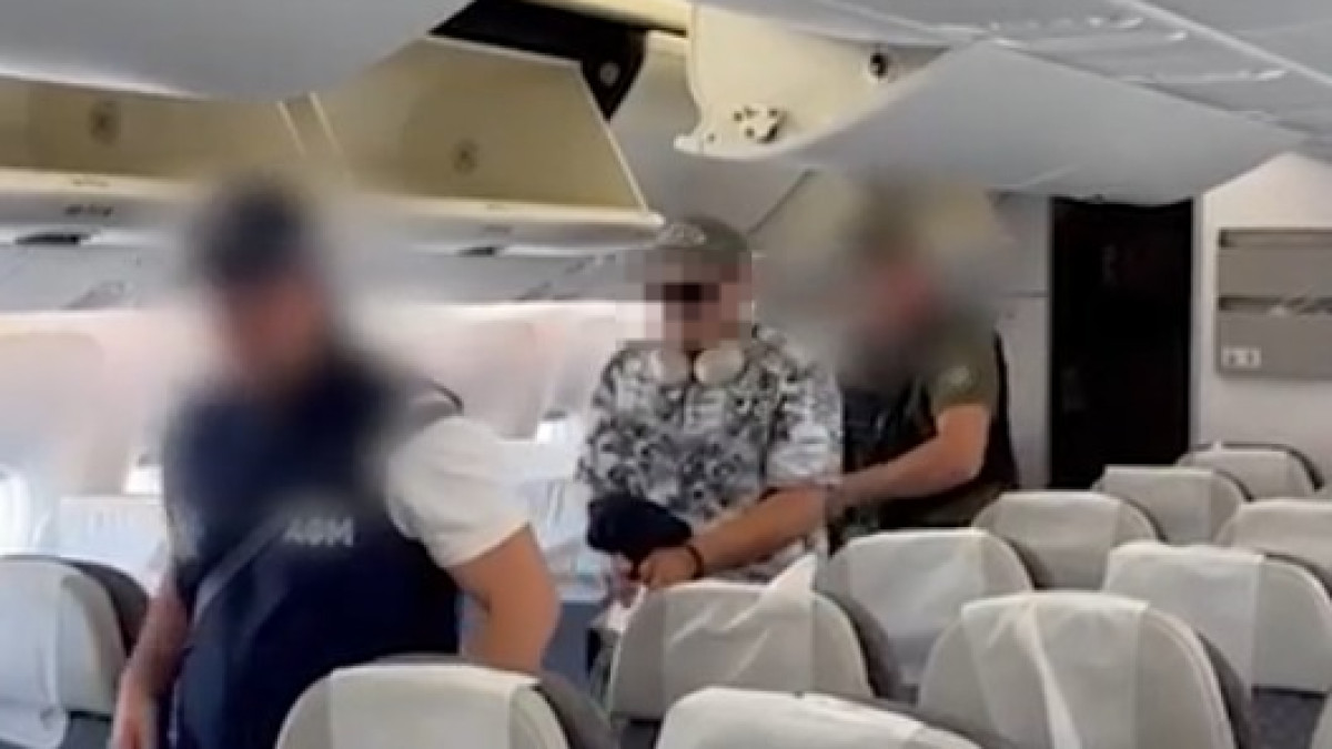  кадр из видео