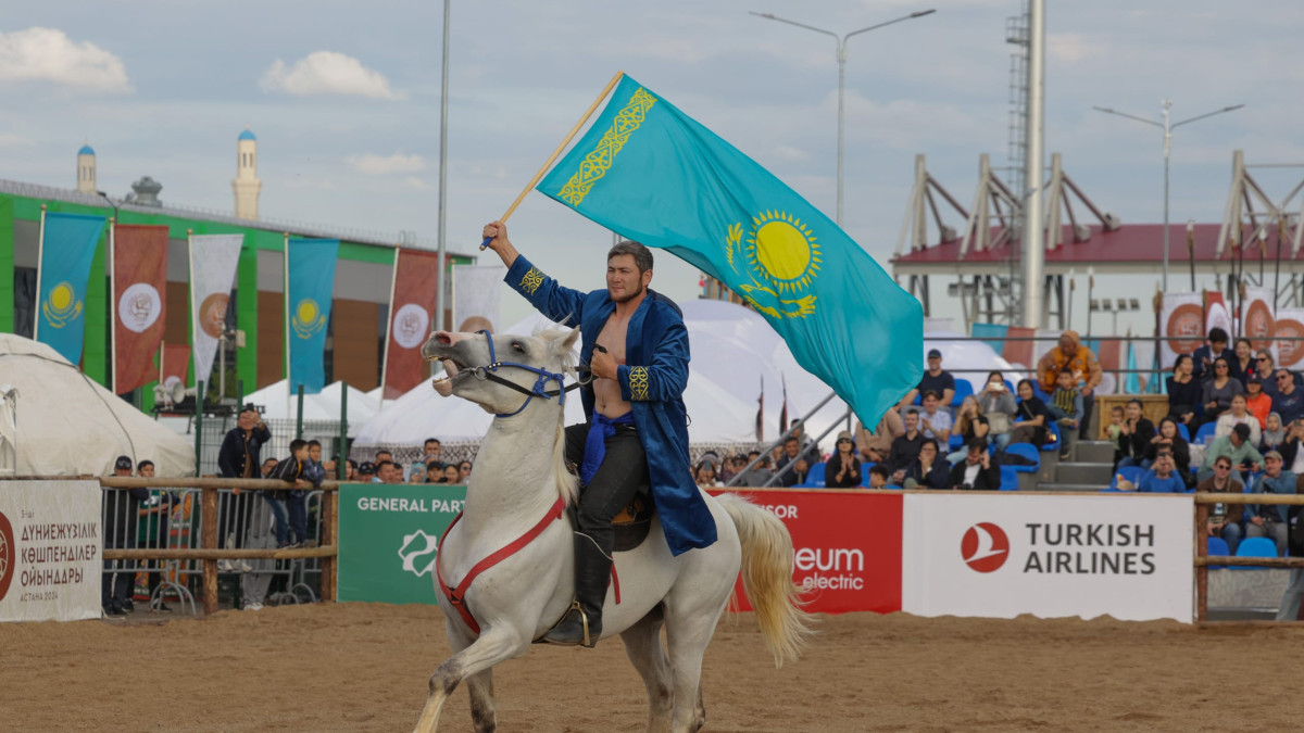  Архив BAQ.KZ